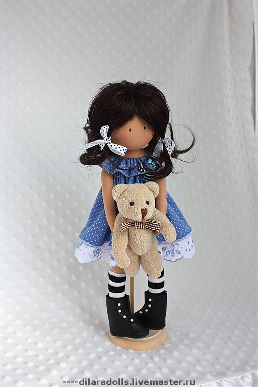 кукла с медвежонком