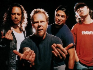 Техники Metallica обгорели во время концерта