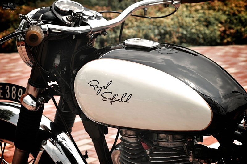 Восстановленный мотоцикл  Royal Enfield Bullet 350