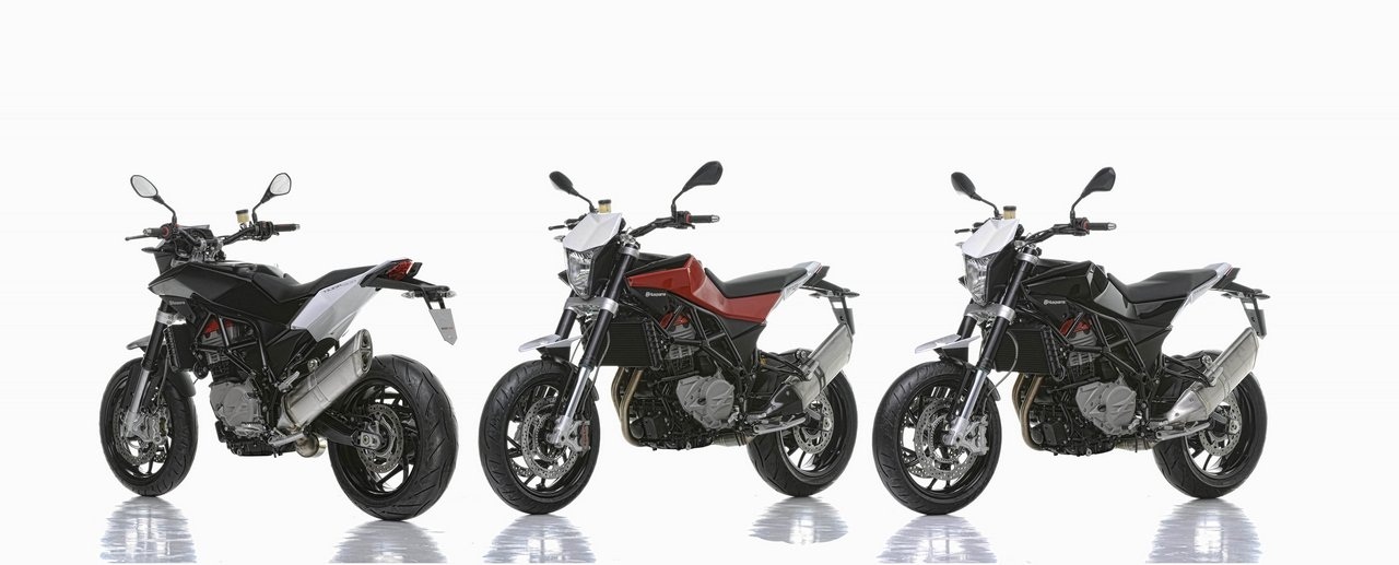 Мотоциклы Husqvarna Nuda 900 и 900R 2013: теперь комплектуются АБС